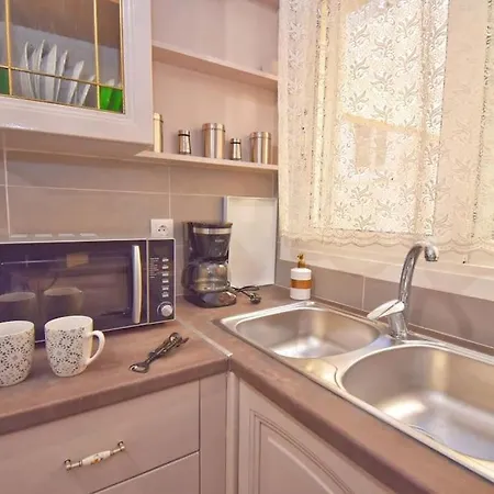 Casa Nikol In Garitsa Bay Corfu - High Speed Wifi Διαμέρισμα